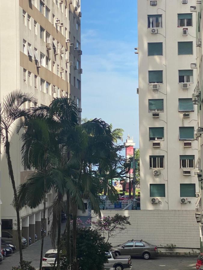 Apartamento Agradavel Em Santos Na Rua Da Praia. 外观 照片
